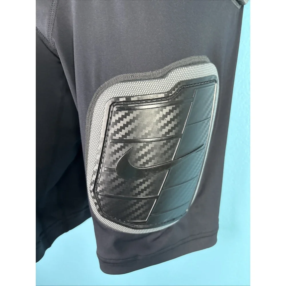 Nike Pro Combat 845718-010 Youth XL Football Pads Waist Thigh Tailbone Black